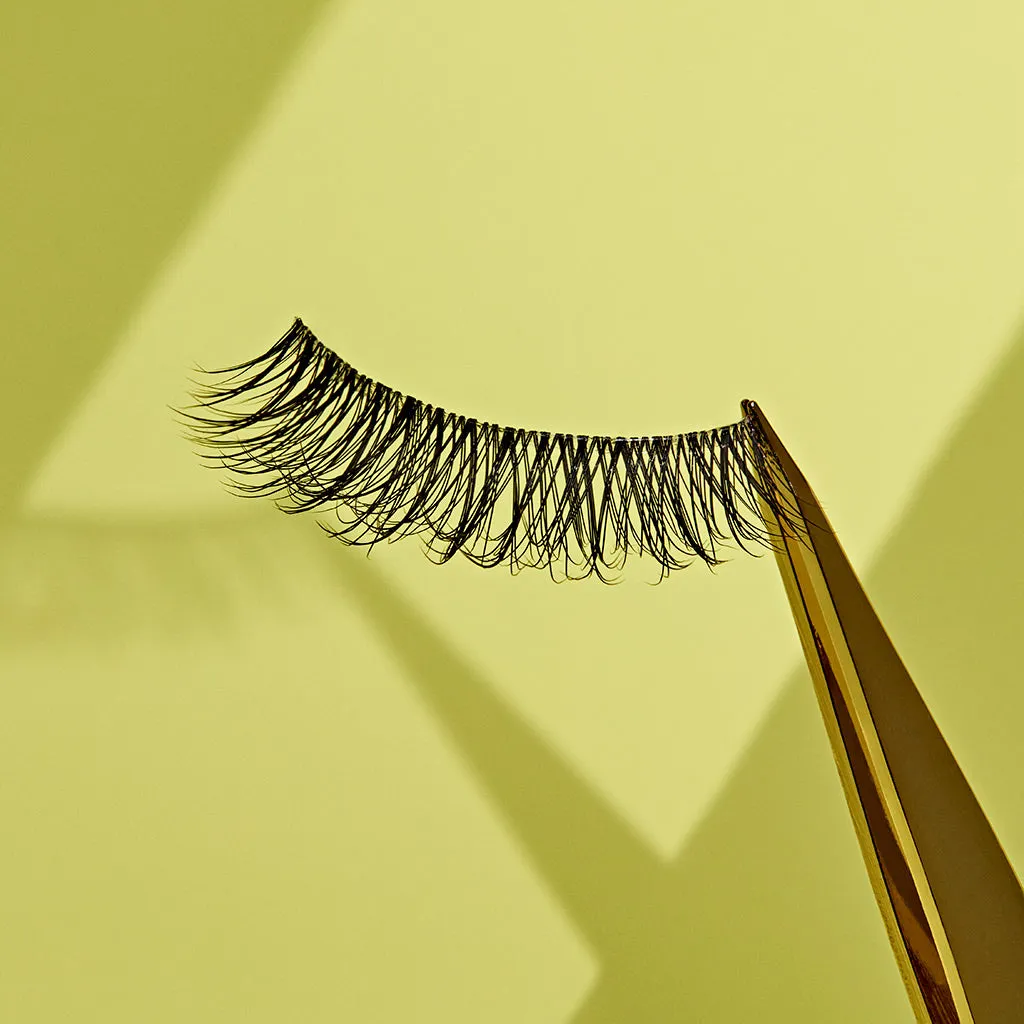 Ardell Active Lash - Chin Up