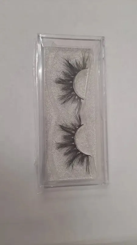 Beauty Cutie Lash | Glamorous Long & Thick Lashes