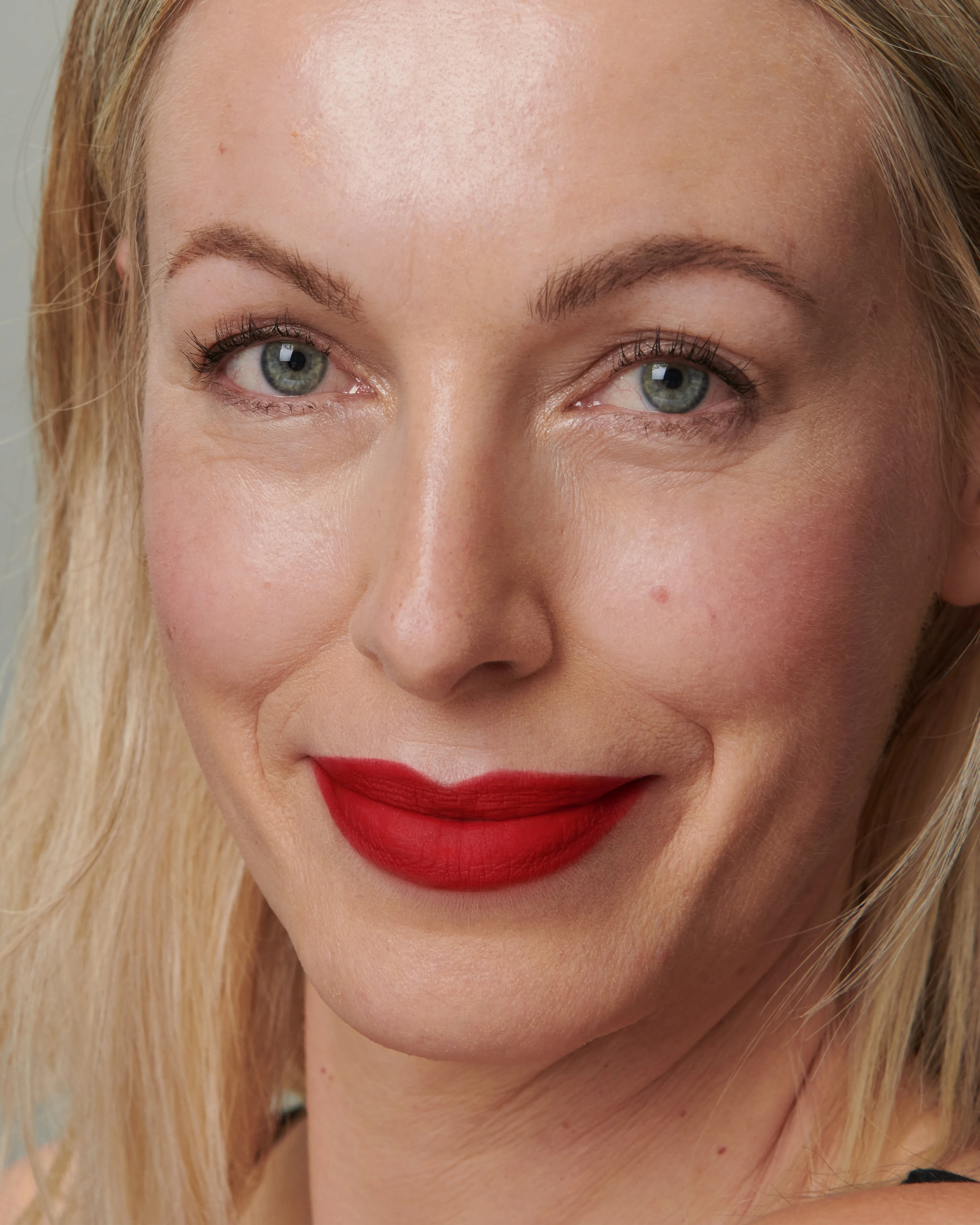 Ribbon (Velveteen Liquid Lip Colour)